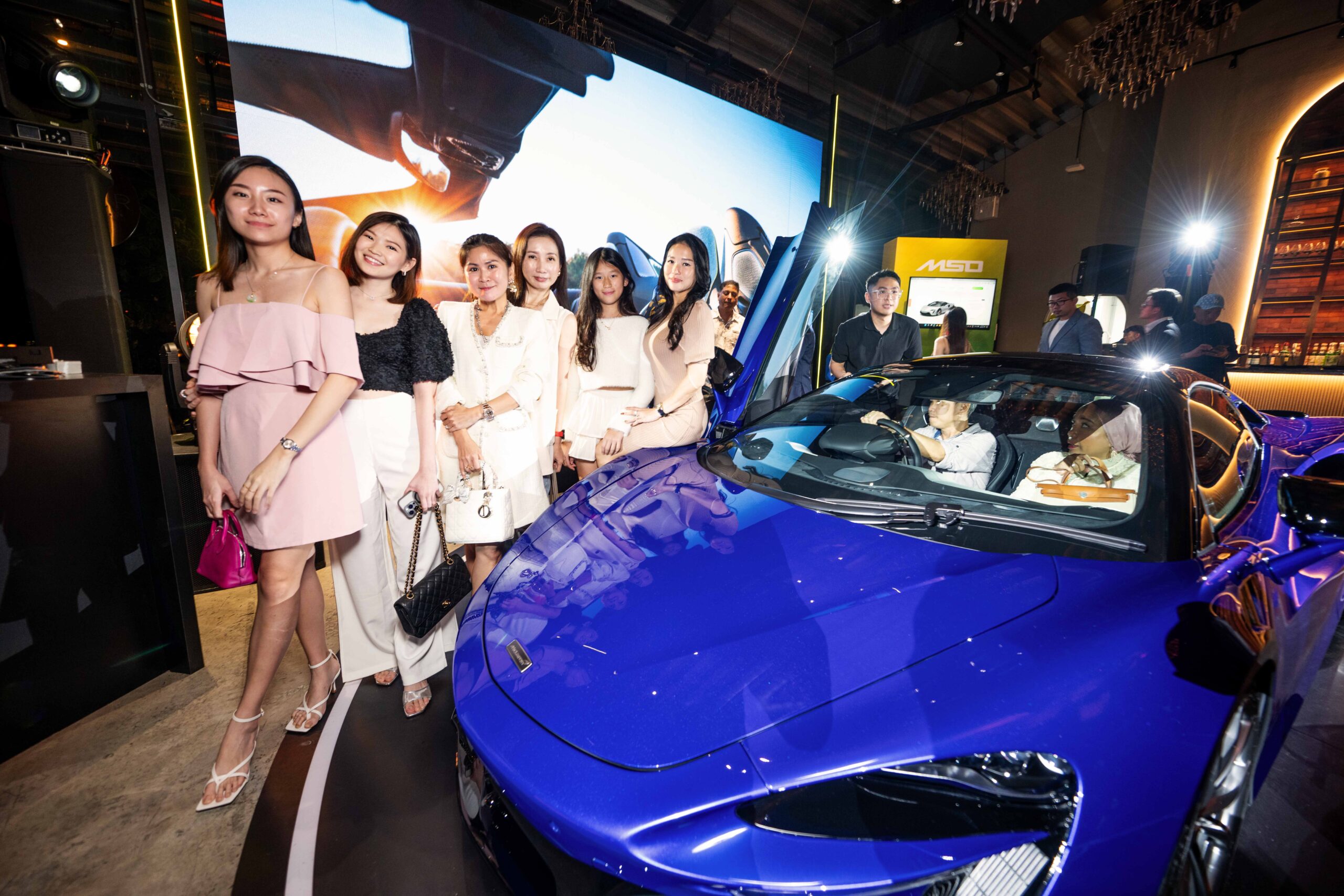mclaren artura spider sau 3695 photo by sunlee khan